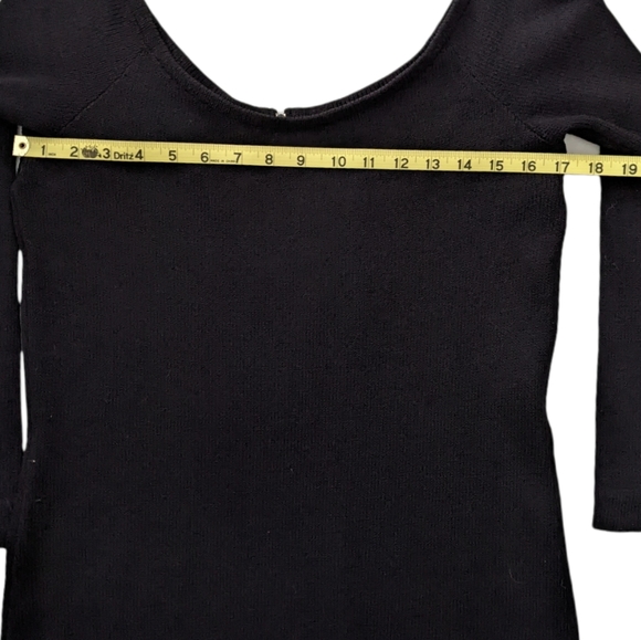 St John Knee Length Santana Knit Black Dress Size 8 - Picture 11 of 13